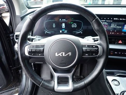 Certified 2023 Kia Sportage EX image 19