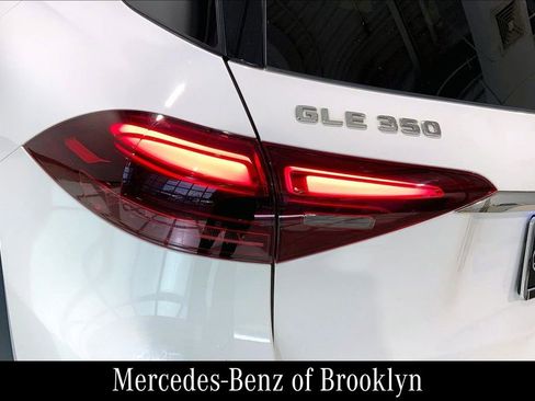 Used 2024 Mercedes-Benz GLE 350 4MATIC image 30