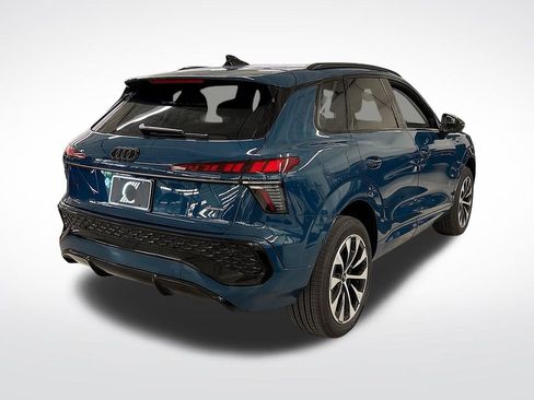 New 2026 Audi Q3 quattro 2.0T AWD/4WD image 5