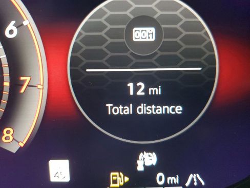 New 2025 Volkswagen GTI SE FWD image 6