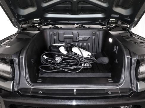 Used 2024 GMC Hummer EV 3X image 46