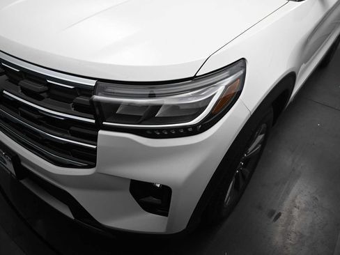New 2026 Ford Explorer Active w/ Active Comfort Package AWD/4WD image 18