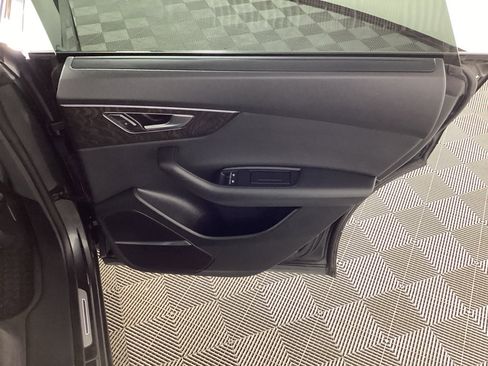 Used 2019 Audi Q8 Prestige w/ Year 1 Package image 12