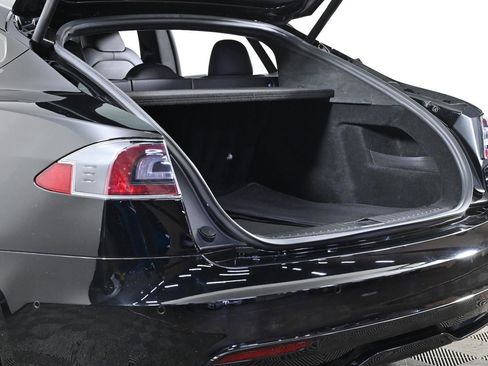 Used 2021 Tesla Model S Plaid image 29