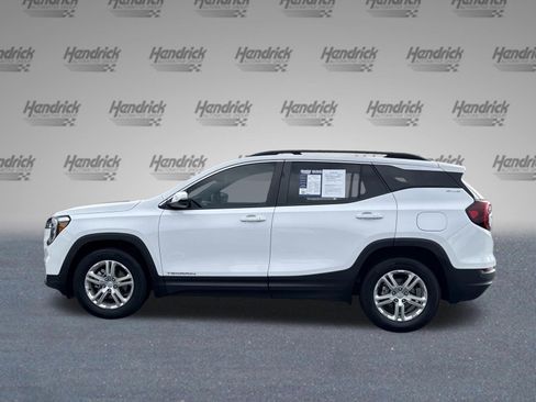 Used 2023 GMC Terrain SLE w/ Driver Convenience Package FWD image 7