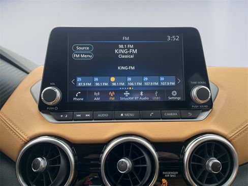 New 2025 Nissan Sentra SV w/ SV Premium Package image 11