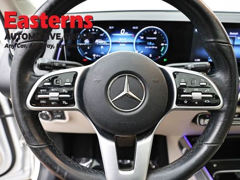 Used 2021 Mercedes-Benz GLB 250 4MATIC image 18