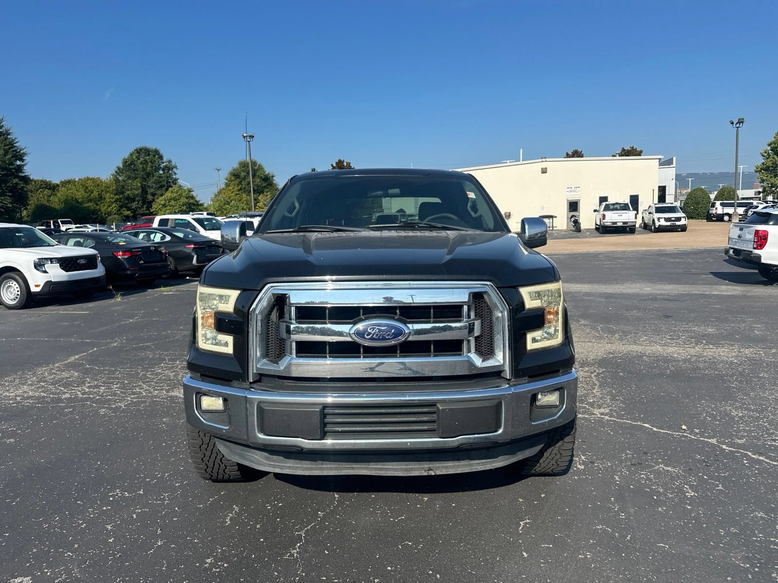 Used 2015 Ford F150 XLT RWD image 2