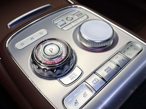 Used 2024 Genesis G90 3.5T AWD/4WD image 9