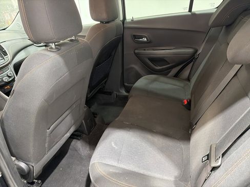 Used 2019 Chevrolet Trax LS w/ Tint and Cruise Package image 26