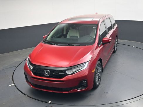 New 2026 Honda Odyssey Touring image 20