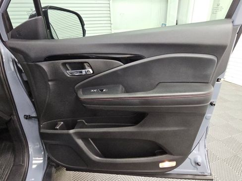 Used 2022 Honda Pilot Black Edition image 45