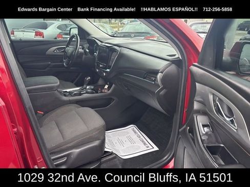 Used 2018 Chevrolet Traverse LT w/ LPO, Floor Liner Package image 11