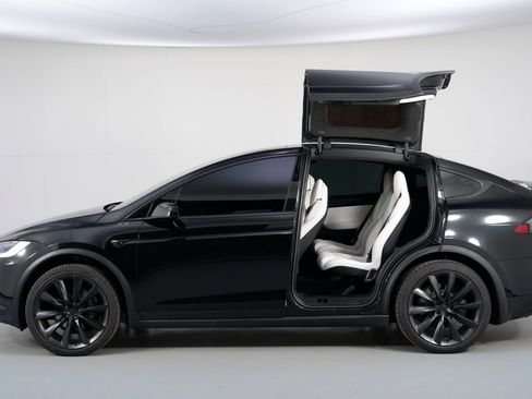 Used 2019 Tesla Model X Long Range image 44