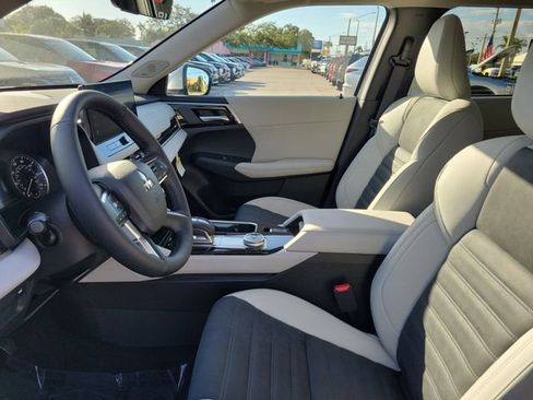 New 2026 Mitsubishi Outlander SE image 20