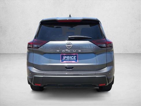 Certified 2026 Nissan Rogue S FWD image 6
