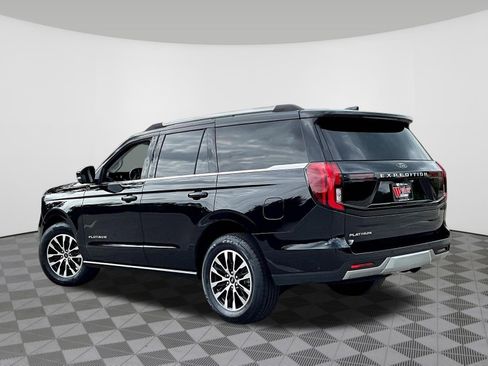 Used 2025 Ford Expedition Platinum AWD/4WD image 4
