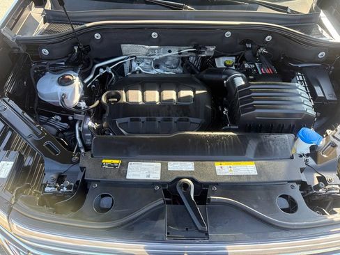 Used 2024 Volkswagen Atlas SE FWD image 8