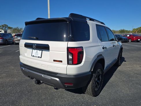 Certified 2026 Honda Passport TrailSport Elite image 4