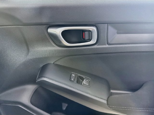 Used 2023 Honda Civic LX image 30