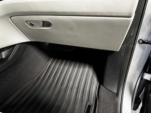 Certified 2023 Acura MDX FWD w/ Technology Package image 41