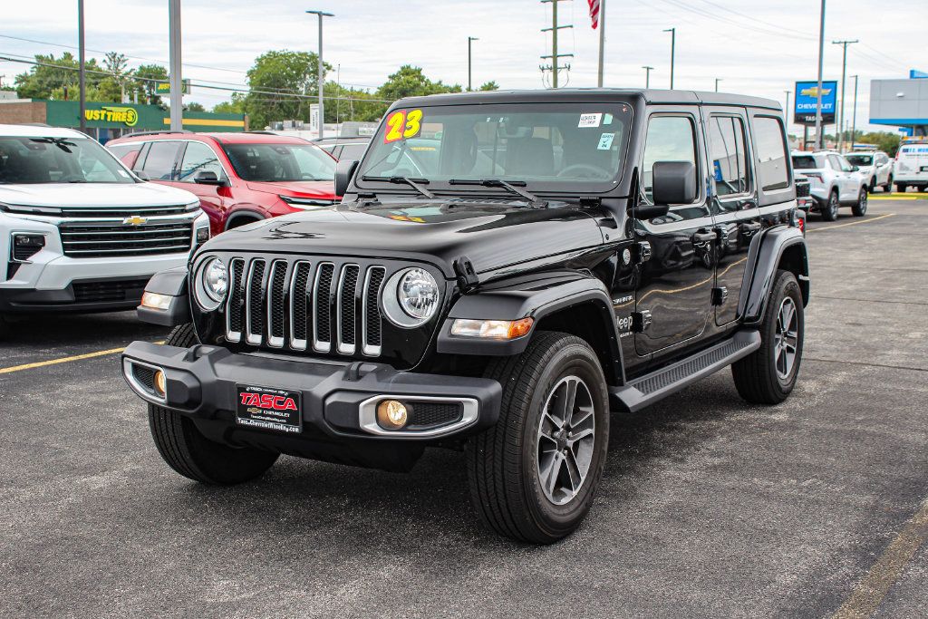 Used 2023 Jeep Wrangler Unlimited Sahara w/ Cold Weather Group AWD/4WD image 5