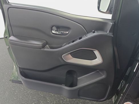 New 2026 Nissan Frontier SV w/ All-Weather Content Package AWD/4WD image 25