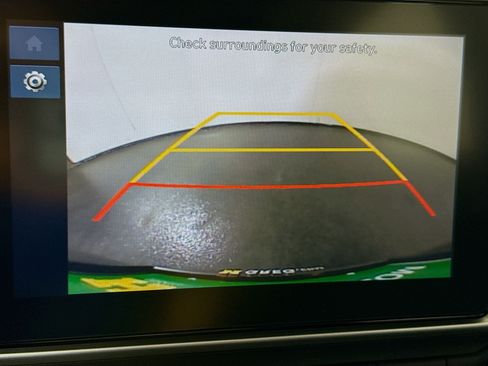 Used 2026 Hyundai Venue SEL FWD image 19