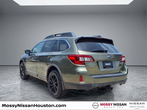 Used 2015 Subaru Outback 3.6R Limited AWD/4WD image 2