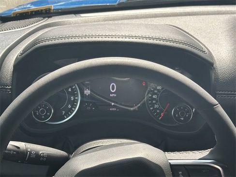 Used 2025 RAM 1500 Laramie image 26