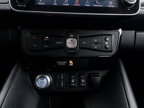 Used 2022 Nissan Leaf SV Plus image 16