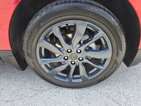 Used 2024 Chevrolet Equinox RS w/ RS Leather Package FWD image 9