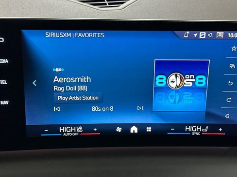 Used 2025 BMW 228i xDrive w/ Premium Package image 17