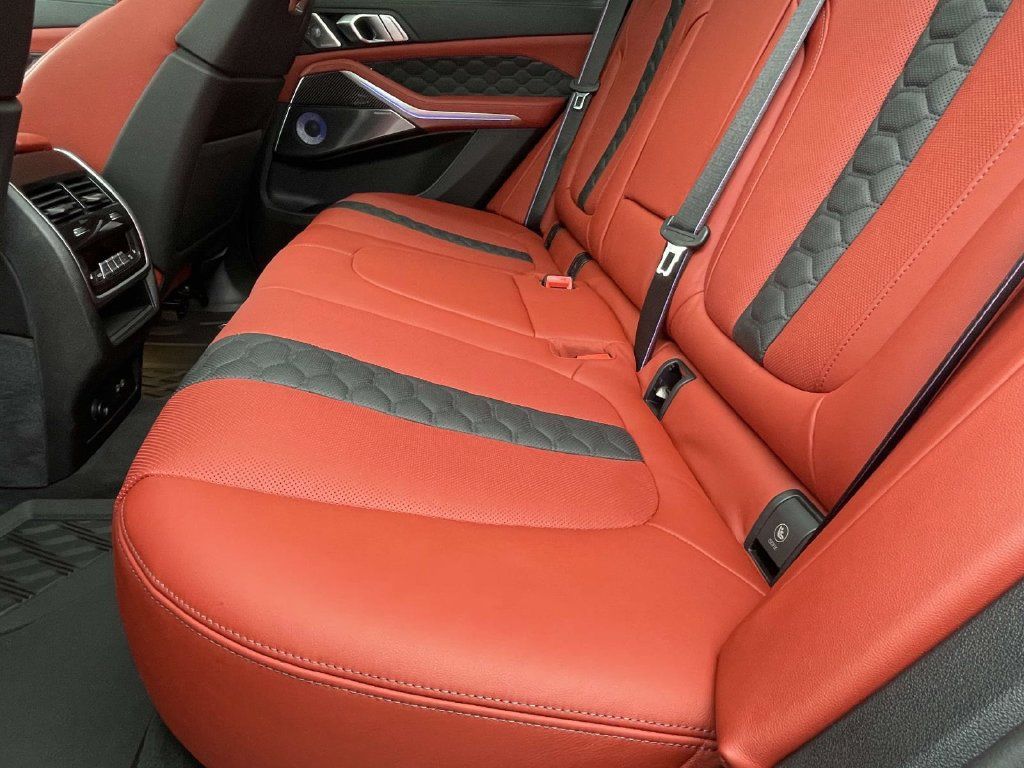 Used 2026 BMW X5 M Competition w/ Executive Package AWD/4WD image 12