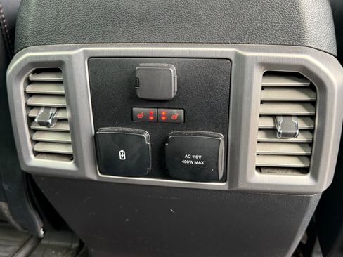 Used 2019 Ford F150 Platinum w/ Equipment Group 701A Luxury image 15