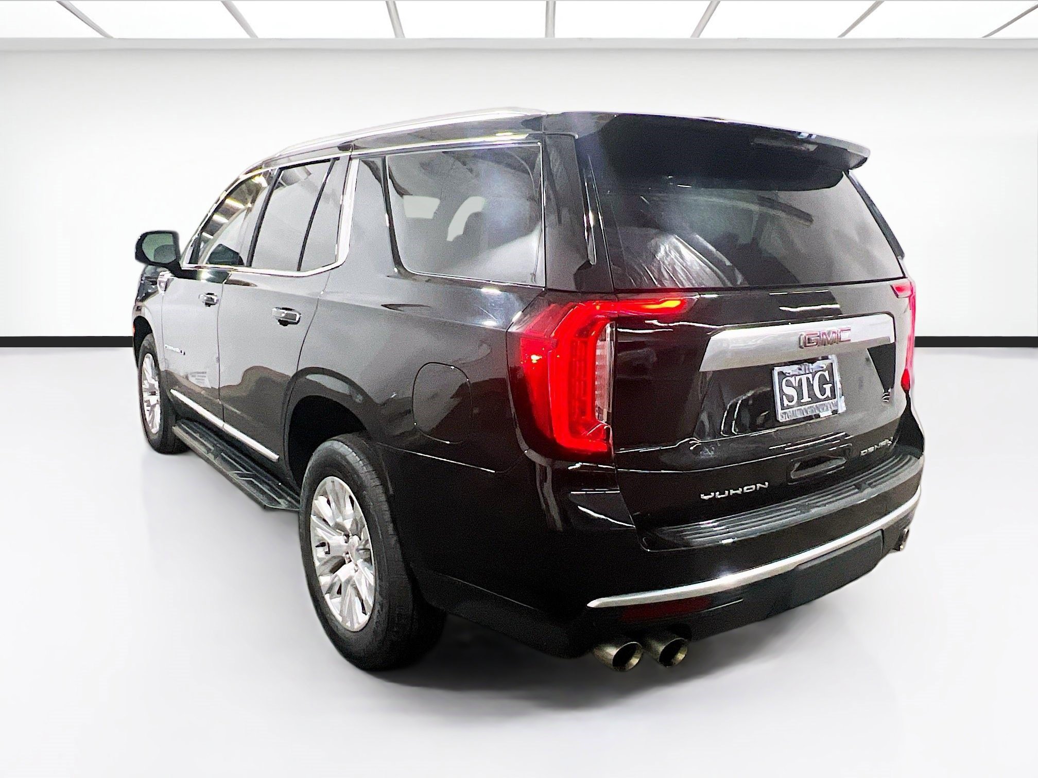 Used 2024 GMC Yukon Denali AWD/4WD image 6