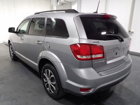Used 2019 Dodge Journey SE w/ Connectivity Group image 6