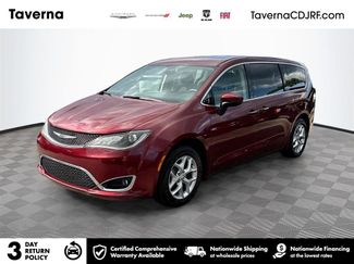 Used 2017 Chrysler Pacifica Touring Plus w/ Tire & Wheel Group video 1