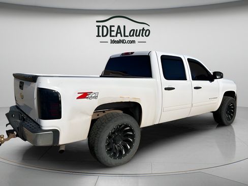Used 2012 Chevrolet Silverado 1500 LT w/ All-Star Edition AWD/4WD image 3