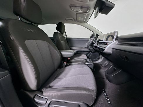 Used 2024 Hyundai Ioniq 5 SEL image 31