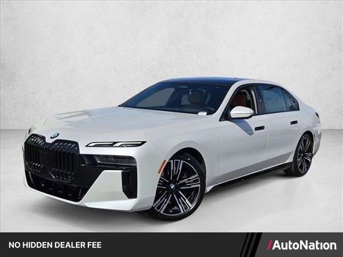 Used 2023 BMW 740i w/ Parking Assistance Package RWD image 1