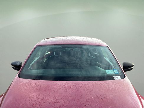 Used 2017 Volkswagen Beetle #PinkBeetle image 28