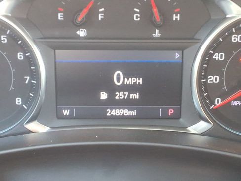 Used 2024 Chevrolet Equinox LT FWD image 29