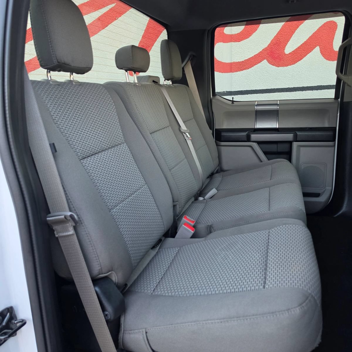 Used 2019 Ford F250 XLT w/ XLT Premium Package AWD/4WD image 23