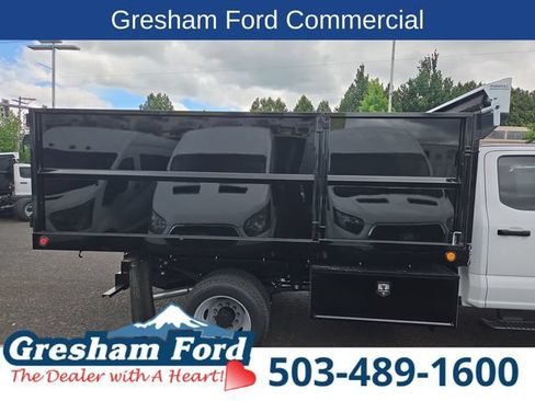 New 2026 Ford F550 4x4 Crew Cab image 5
