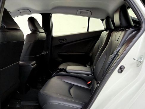 Certified 2018 Toyota Prius Prime Premium image 20