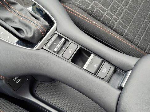 Used 2024 Honda HR-V Sport image 27