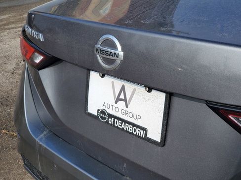 Used 2023 Nissan Sentra SV image 8