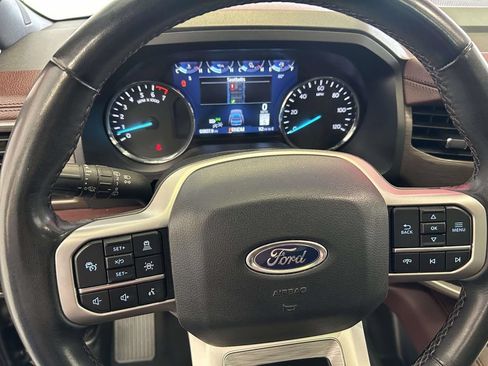 Used 2024 Ford Expedition Limited RWD image 22