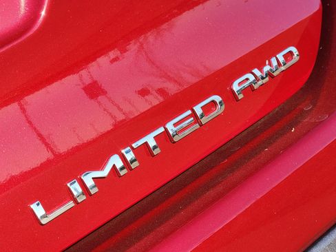 New 2026 Toyota Highlander Limited image 13